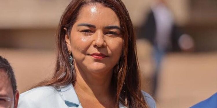 Deputada Janaínna Marques é condenada à prisão pela Justiça Federal