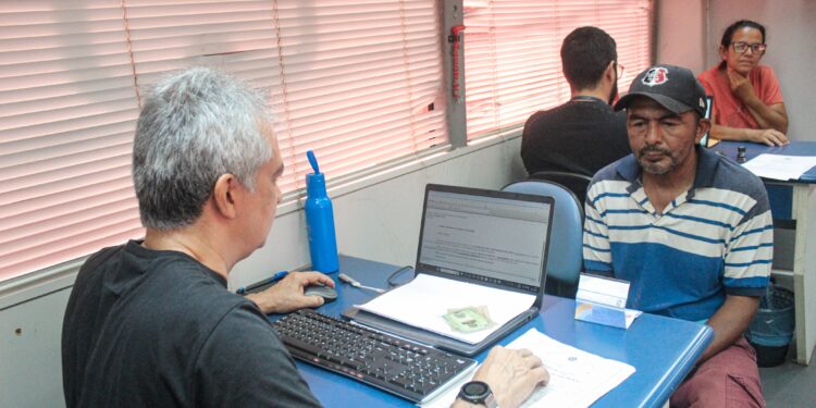 Parceria TJ Piauí e Prefeitura de Piripiri promove serviços gratuitos na Justiça Itinerante no Março Mulher