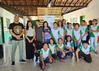Alunos do Cândido José da Silva refletem sobre cultura de paz em atividade promovida pela SESAM