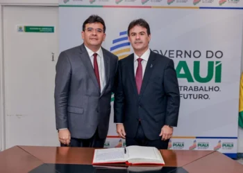 No primeiro dia como governador em exercício, Severo Eulálio cumpre agenda de obras no interior do Piauí