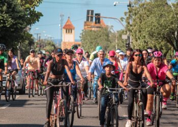 Passeio Ciclístico e sorteio de prêmios marca o Festival do Trabalhador em Piripiri