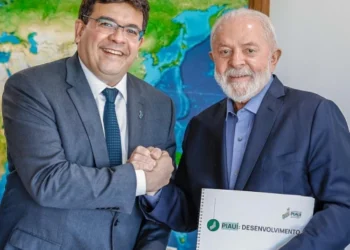 Rafael Fonteles vai à China em busca de parcerias na sua primeira viagem internacional de 2025