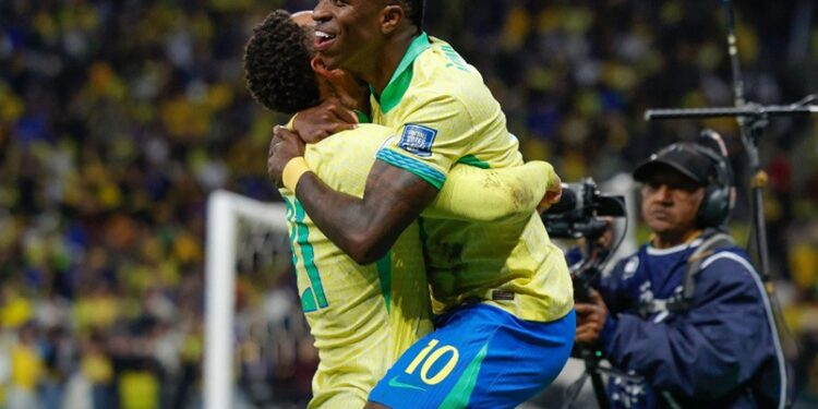 Brasil vence Paraguai por 1 a 0 e confirma classificação para a Copa do Mundo