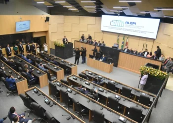 Deputados aprovam criação de novas secretarias no Governo do Piauí; veja o que muda