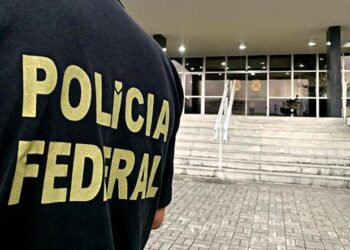 Polícia Federal desarticula esquema de diplomas falsos e prende suspeito no Piauí