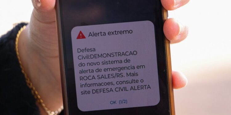 Defesa Civil realiza teste de novo sistema de alerta de emergência no Piauí