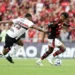 Flamengo vence São Paulo por 2 a 0 e se mantém líder do Brasileirão