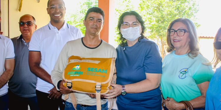 Agentes de Endemias recebem novos EPIs entregues pela Prefeitura de Piripiri