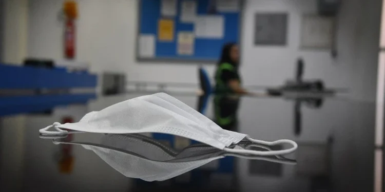 Nova variante do coronavírus causa surto de covid-19 em Teresina