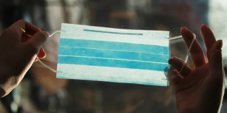 Prefeitura do Piauí volta a recomendar uso de máscaras nos hospitais após aumento nos casos de covid