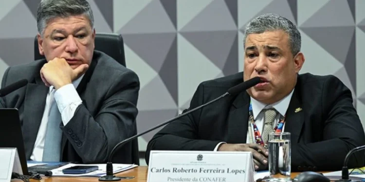 Presidente da CPI do INSS dá voz de prisão a chefe do Conafer