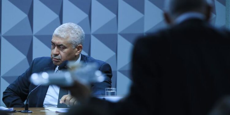 CPMI decide prender “carregador de mala” do Careca do INSS