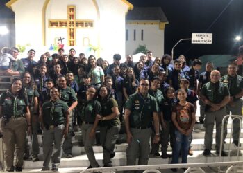 PIRIPIRI – Grupo Escoteiro Erivaldo Sandro coordena logística nas novenas e procissões na Festa da Padroeira