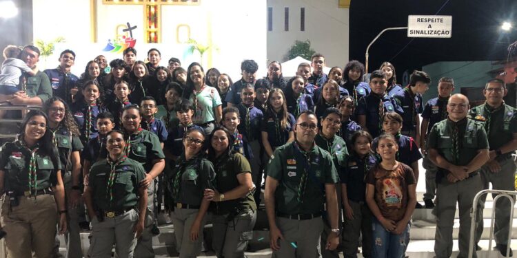 PIRIPIRI – Grupo Escoteiro Erivaldo Sandro coordena logística nas novenas e procissões na Festa da Padroeira