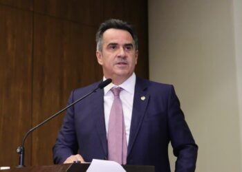 Senador Ciro Nogueira tem três projetos de lei aprovados em único dia