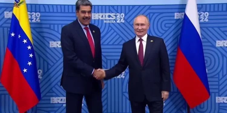 Maduro pede apoio militar a Rússia e China, após ameaças dos EUA.