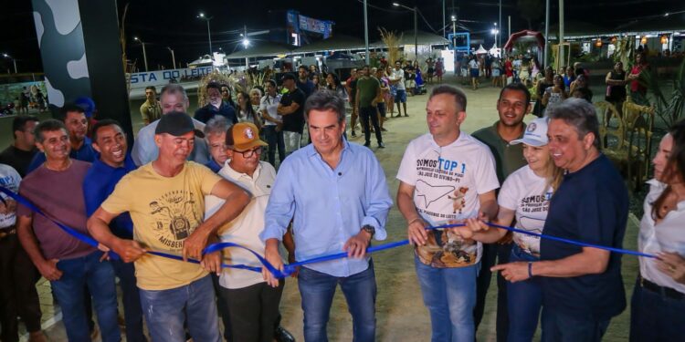 Ciro Nogueira cumpre agenda na região Norte do Piauí