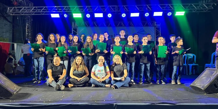 III ALIP segue com apresentações de alunos da rede municipal durante o Natal dos Sonhos