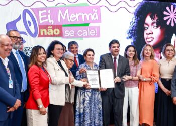 Ministra das Mulheres anuncia construção da Casa da Mulher Brasileira em Piripiri