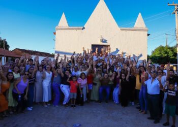 Quase R$ 2 mil para obras em Caracol: Ciro beneficia população na cidade de prefeito do PT