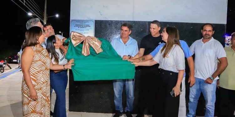 Com R$ 3,3 milhões destinados, Ciro Nogueira entrega obras e anuncia novos recursos em Jurema