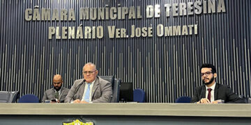 Antônio José Lira anuncia que vai entrar na disputa pelo Senado