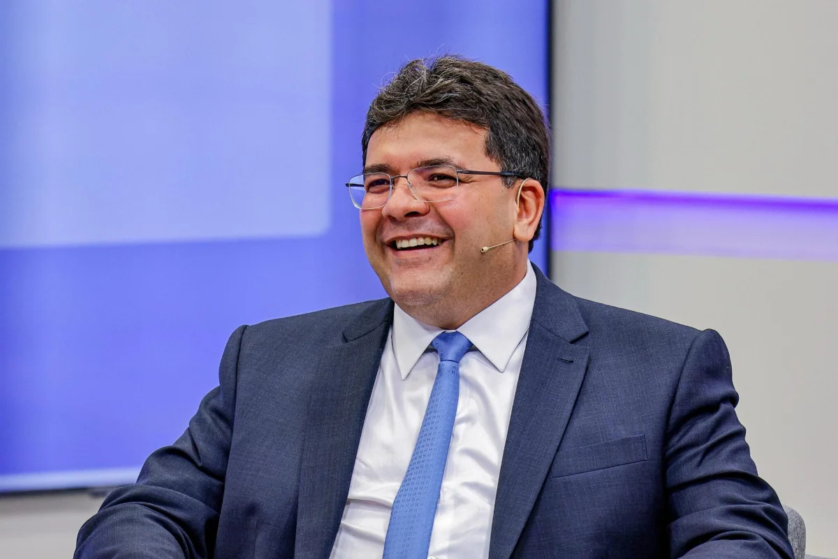 Rafael Fonteles é reeleito no Piauí com 70% dos votos válidos em 1º turno