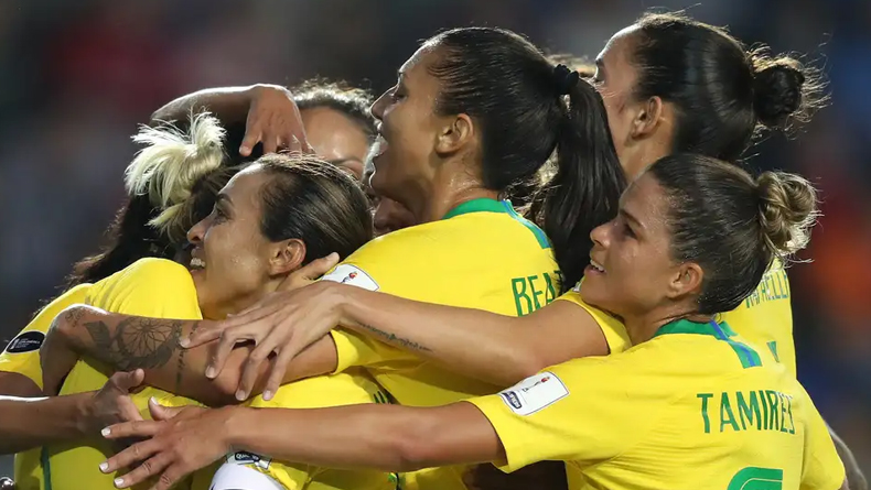 Piauí quer trazer Seleção Brasileira Feminina para reinauguração do Albertão
