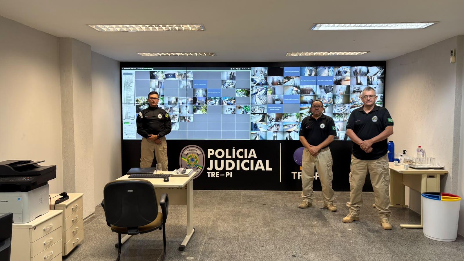 Centro de Segurança do TRE/PI tem 700 câmeras e monitoramento 24 h dos cartórios